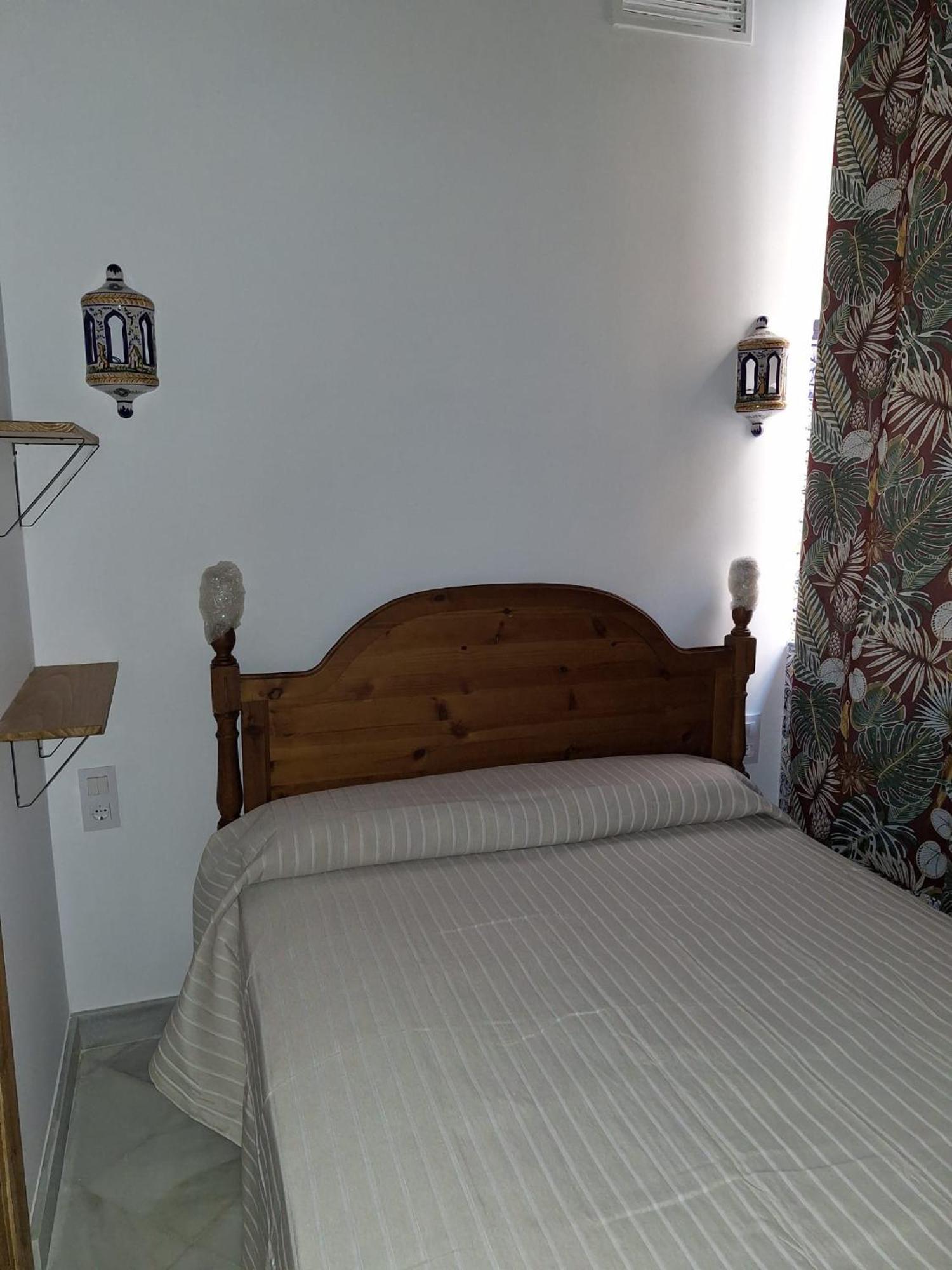 Apartamento Plaza San Roman 塞维利亚 外观 照片
